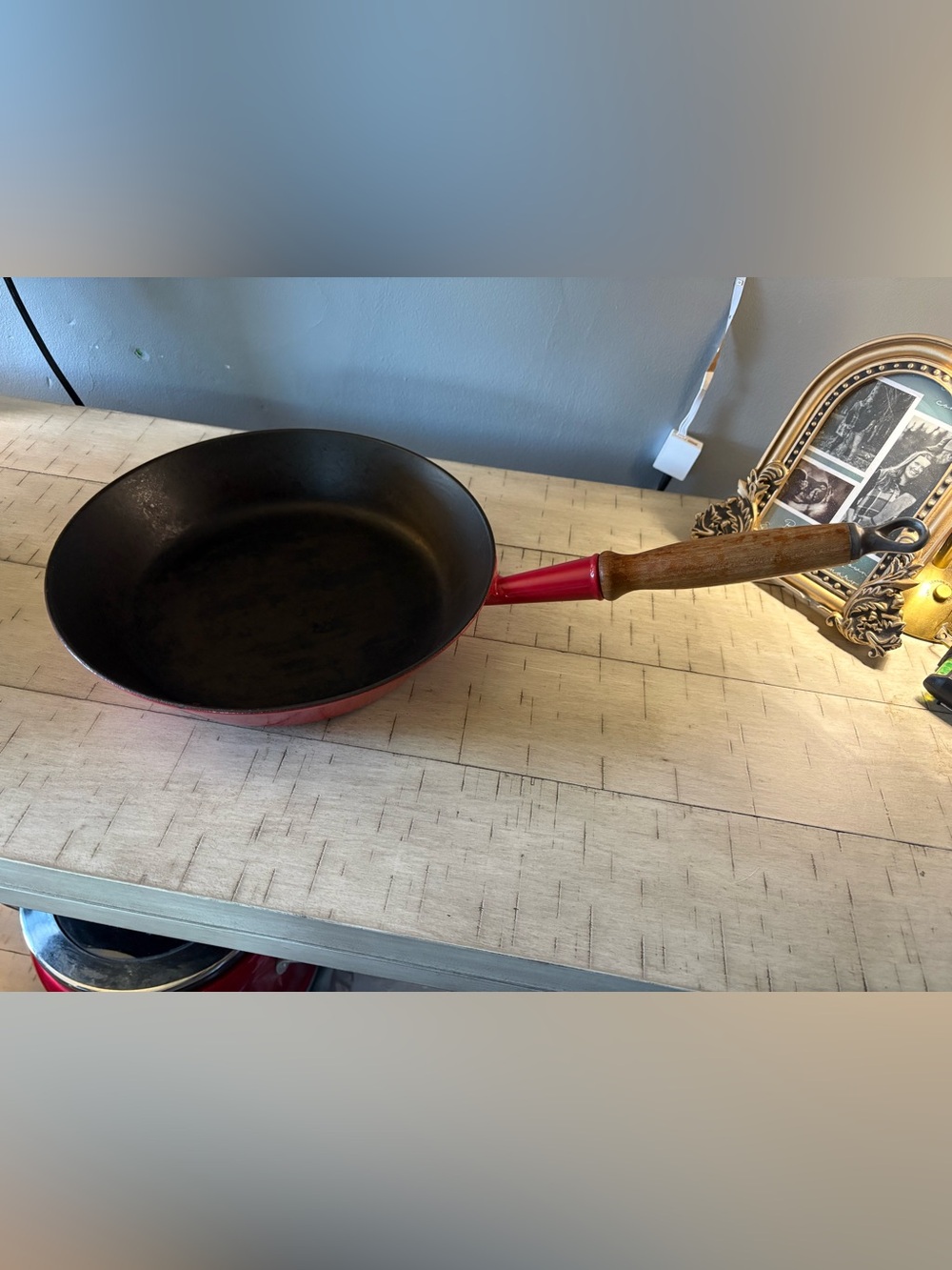 Vintage Le Creuset Cast Iron Fry Pan